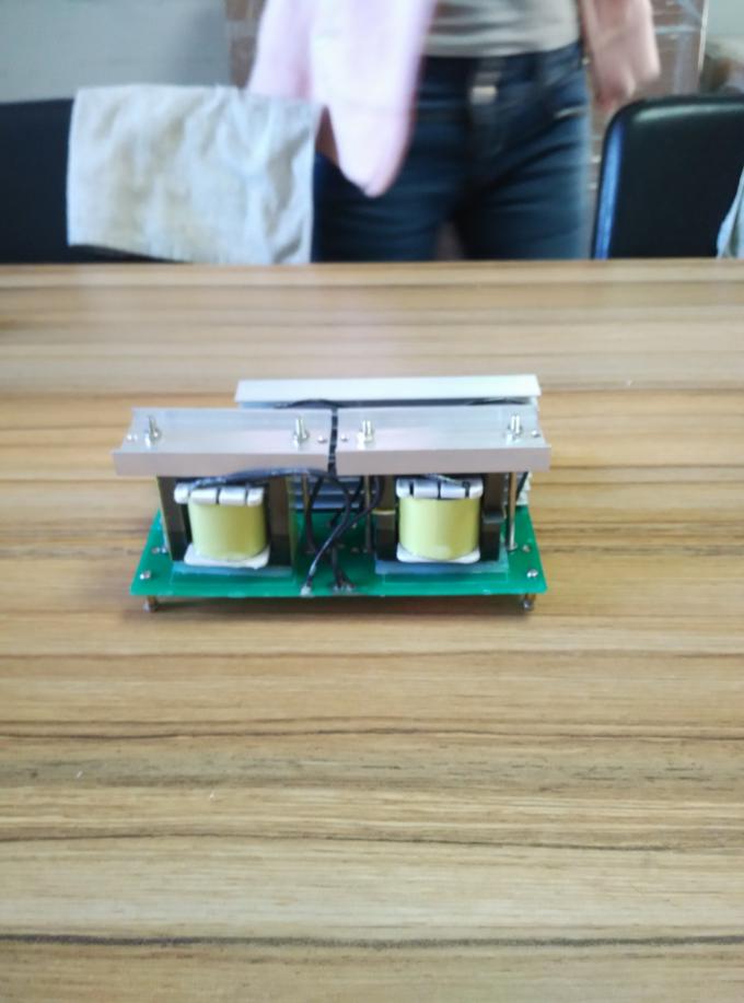 50KHZ het ultrasone Gebruik van de Frequentiegenerator in Laboratoriumtest 0-40℃