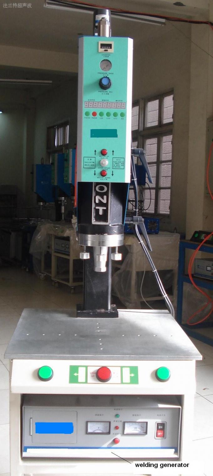 Piezo Ultrasone Omvormer van 15K 28k 30k 35k, de Omvormer van de Ultrasoon Lassenmachine