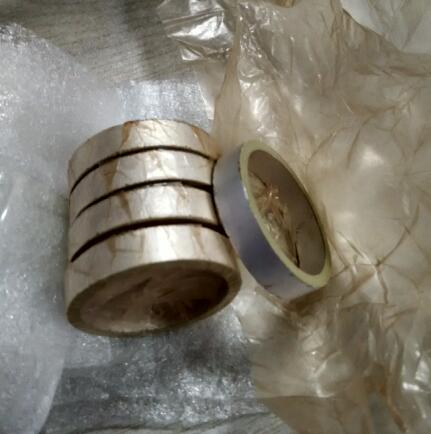 Buis en Ringsvorm Piezo Ceramische Plaat Twee Elektroden Aangepast Groottehoog rendement