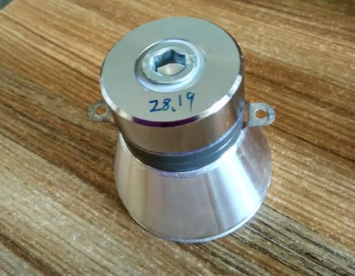 De Industriële Piezoelectric Ultrasone Omvormer van 28 K voor het Schoonmaken